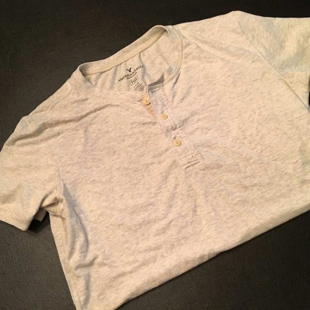 American Eagle henley